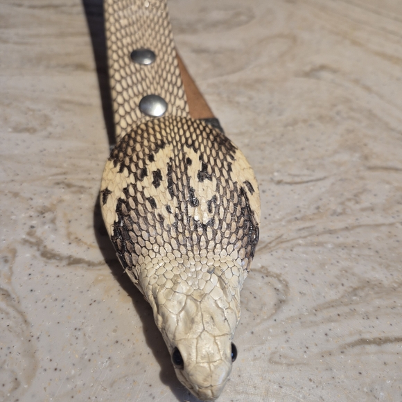 Real Cobra Snake Pattern Belt with Snake Head Buckle - Picture 3 of 7